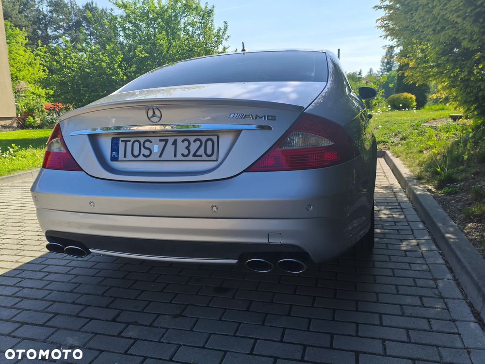 Mercedes-Benz CLS - 6