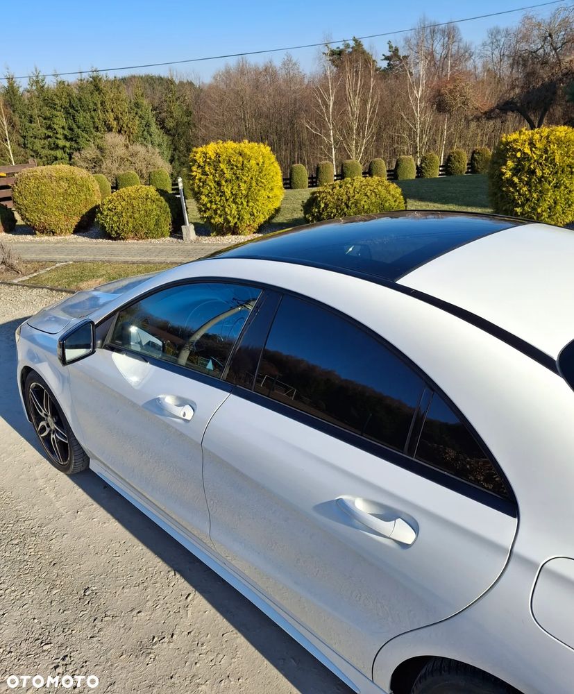 Mercedes-Benz CLA 200 7G-DCT - 3