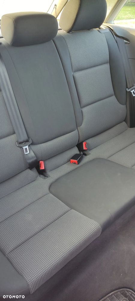 Audi A3 3-drzwiowe 1.6 Ambiente - 9