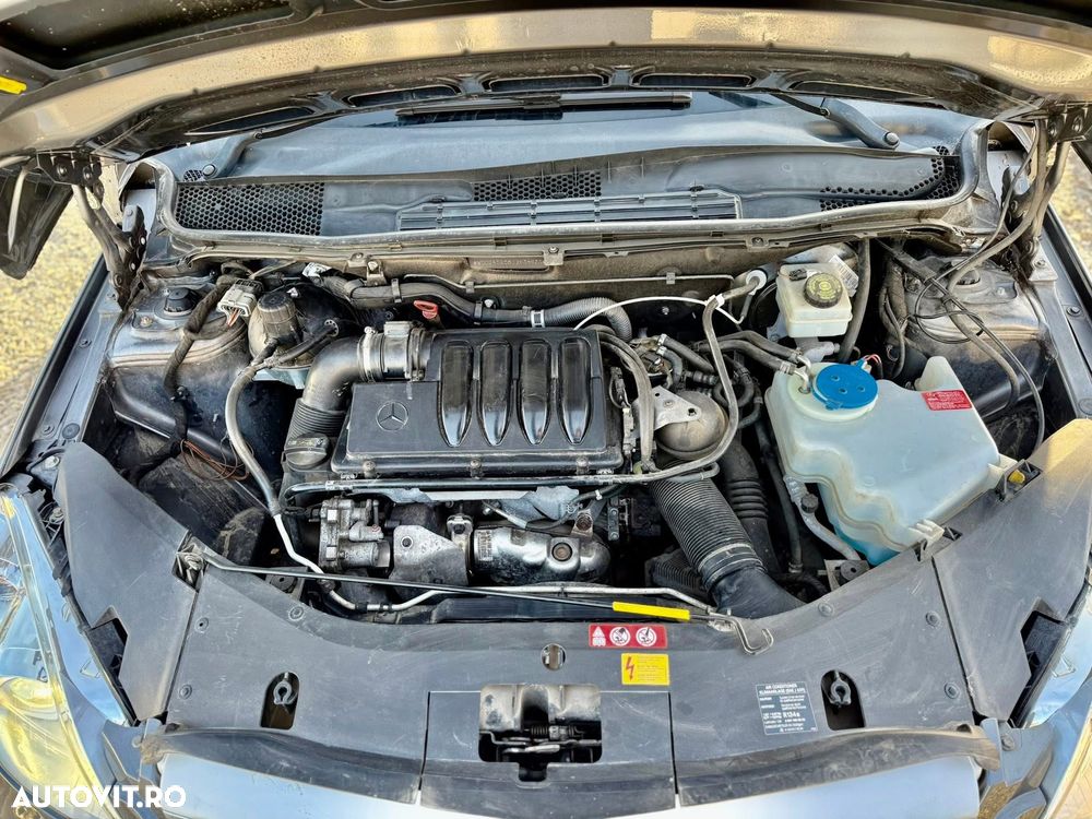 Mercedes-Benz B 200 CDI Autotronic - 22