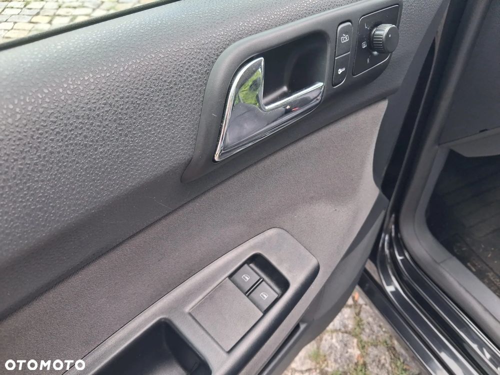 Volkswagen Polo - 9