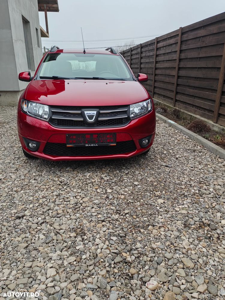 Dacia Logan TCe 90 Laureate - 13