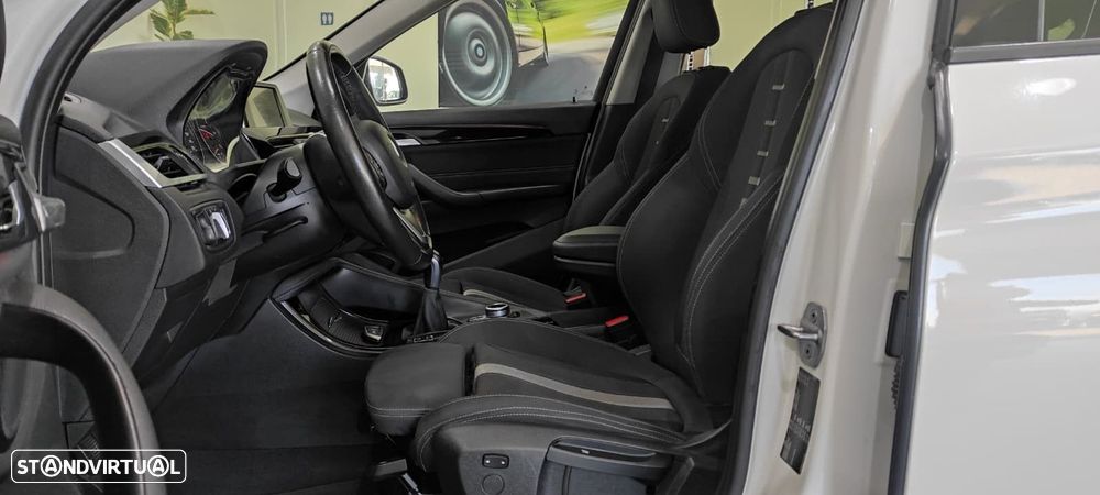 BMW X1 18 d sDrive Line Sport - 17