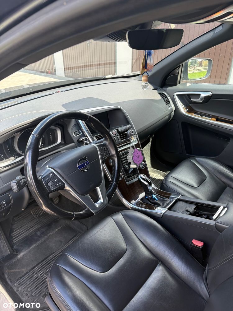 Volvo XC 60 D4 AWD Summum - 7