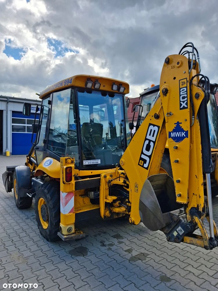 JCB 2CX - 4
