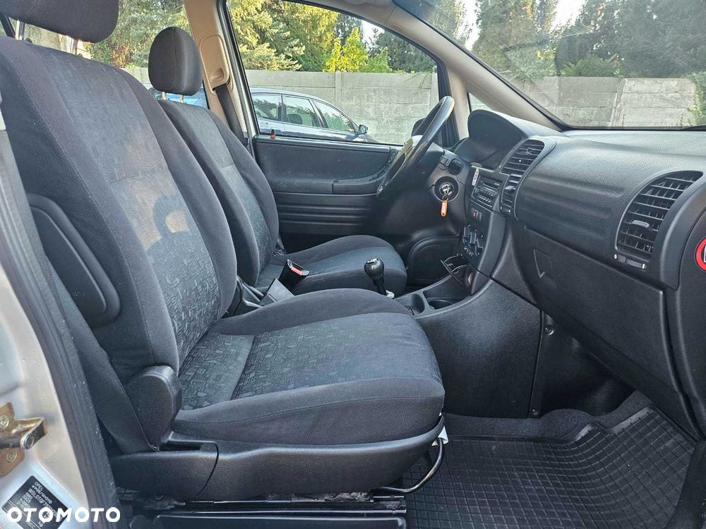 Opel Zafira - 7