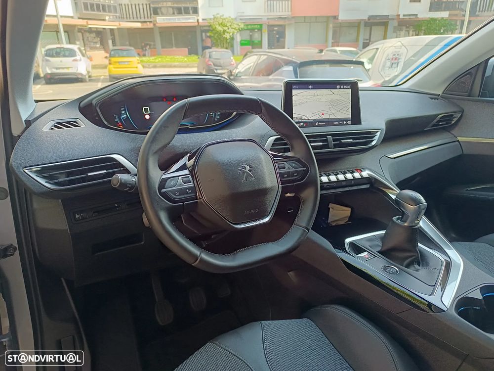 Peugeot 3008 1.2 PureTech Allure Pack - 7
