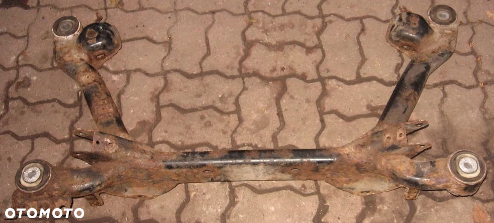 belka tył zawieszenie ośka AUDI A4 B6 napęd na przód - 1