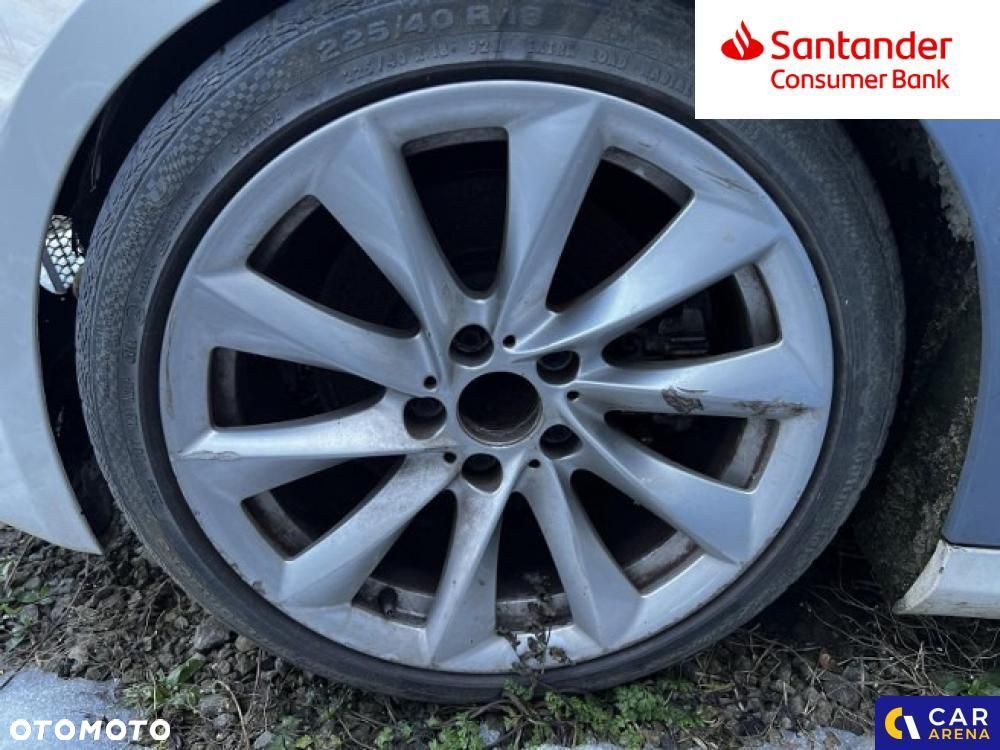 BMW Seria 3 325i - 13