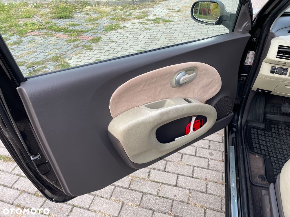 Nissan Micra - 19