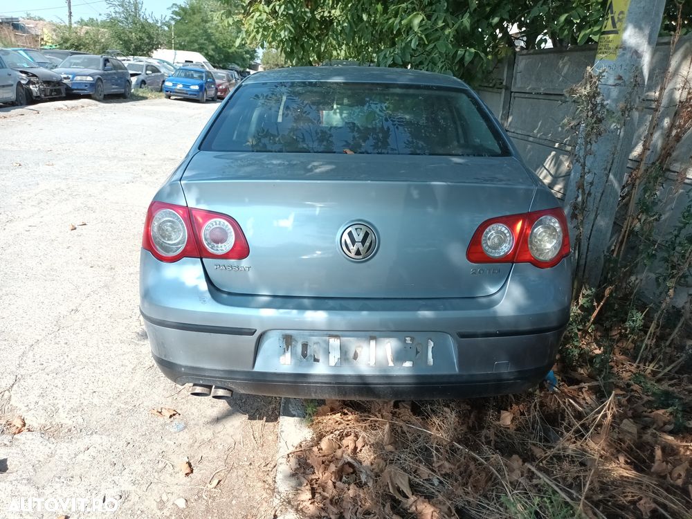 Dezmembrari  VW PASSAT B6  2005  > 2010 2.0 TDI Motorina - 10