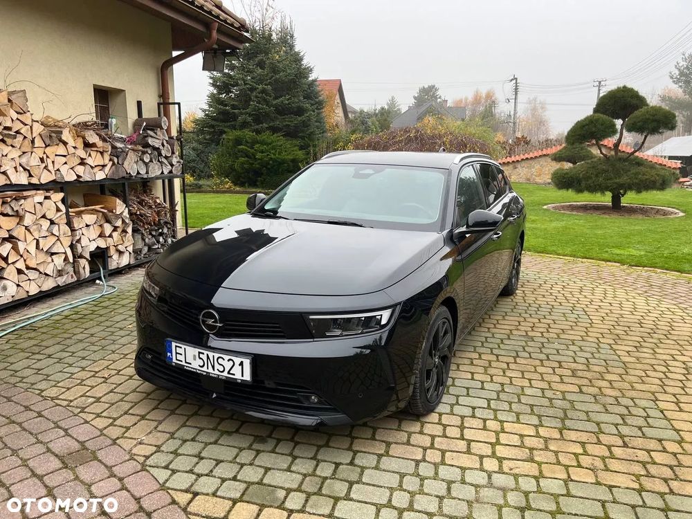 Opel Astra Business Elegance - 1