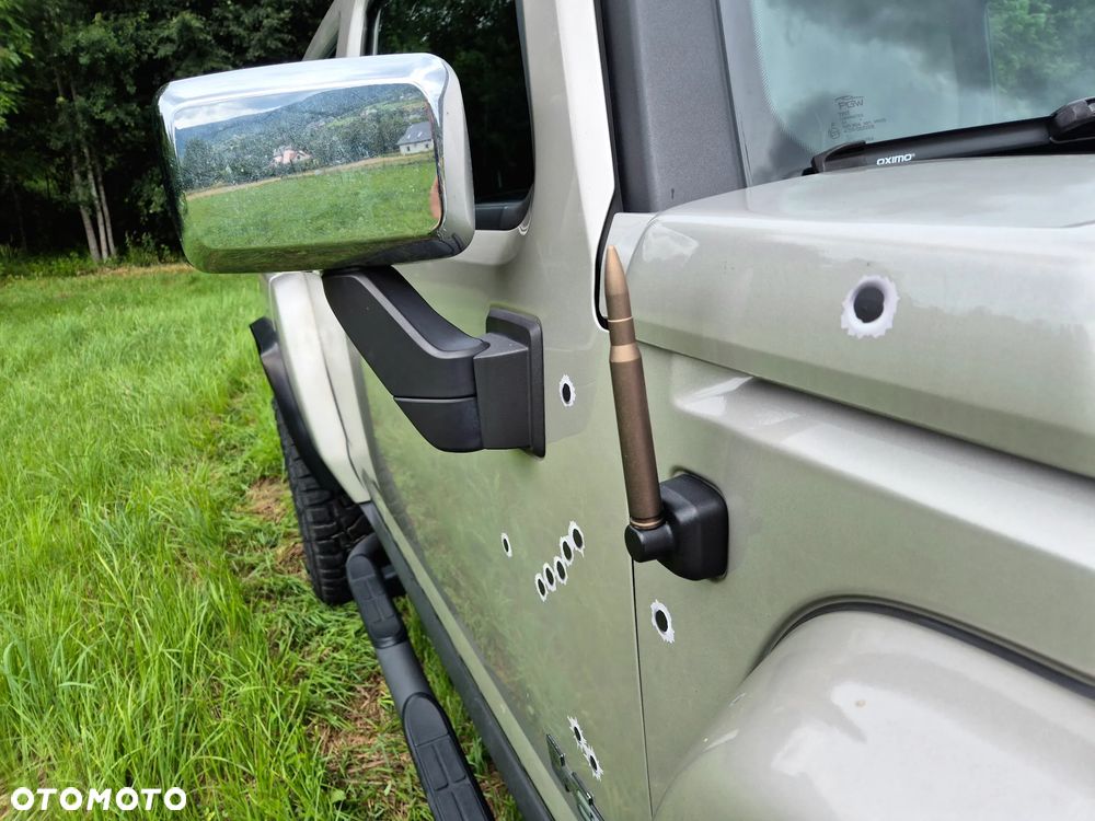 Hummer H3 - 30