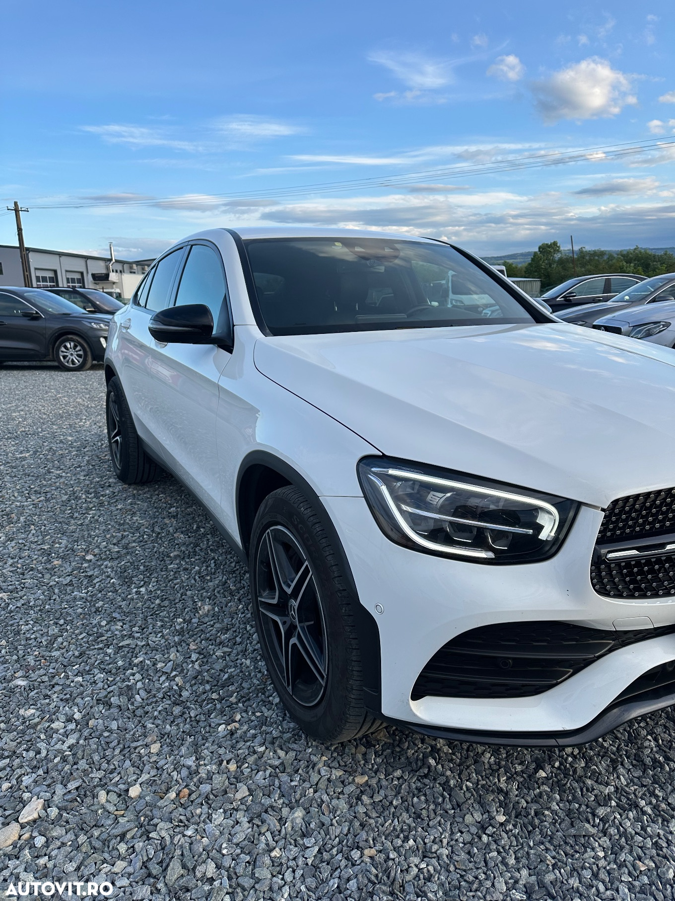 Mercedes-Benz GLC Coupe 200 d 4Matic 9G-TRONIC AMG Line Plus - 4