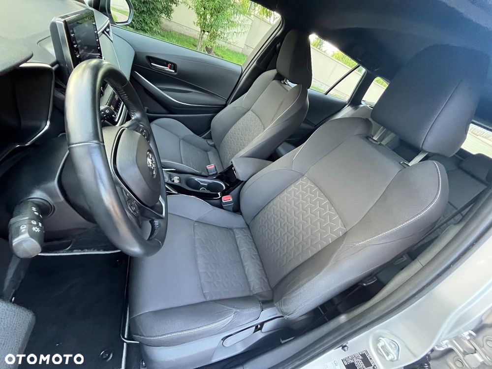 Toyota Corolla 1.8 Hybrid Comfort - 26