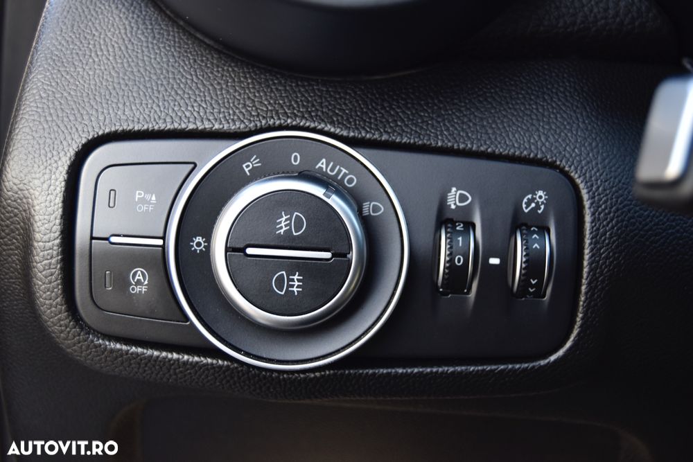 Alfa Romeo Giulia 2.2 JTDM Aut. - 13