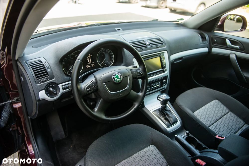 Skoda Octavia 1.4 TSI DSG IMPULS EDITION - 16