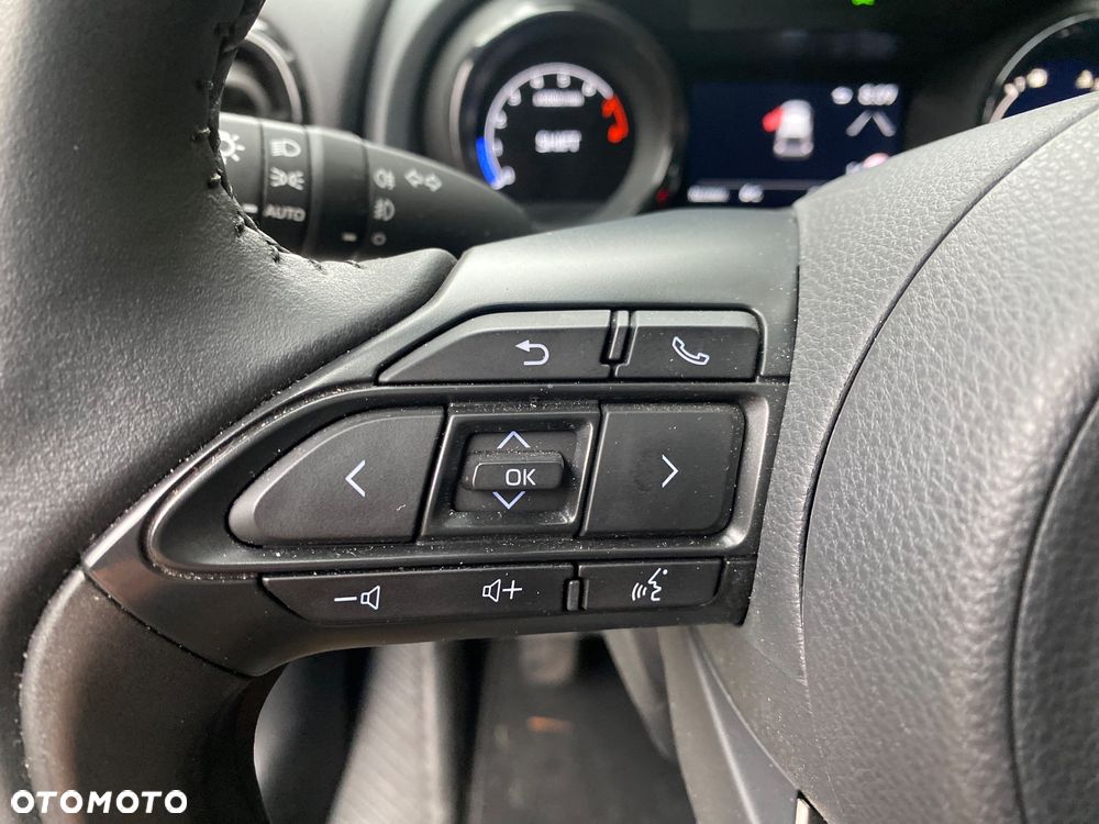 Toyota Yaris 1.5 Executive - 29