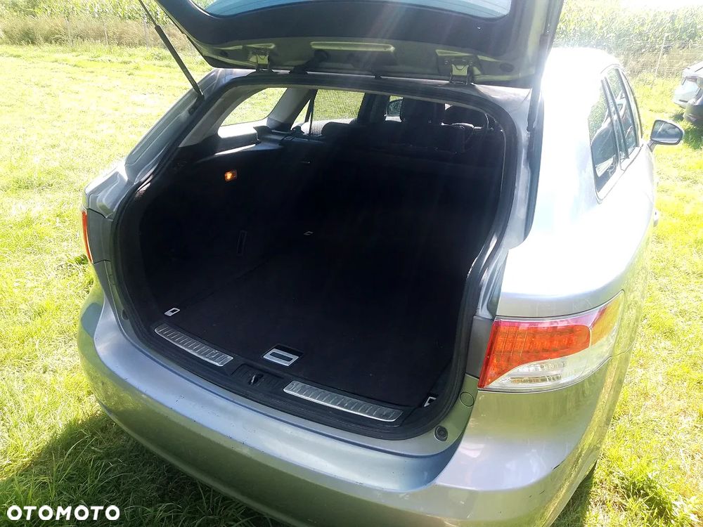 Toyota Avensis - 7