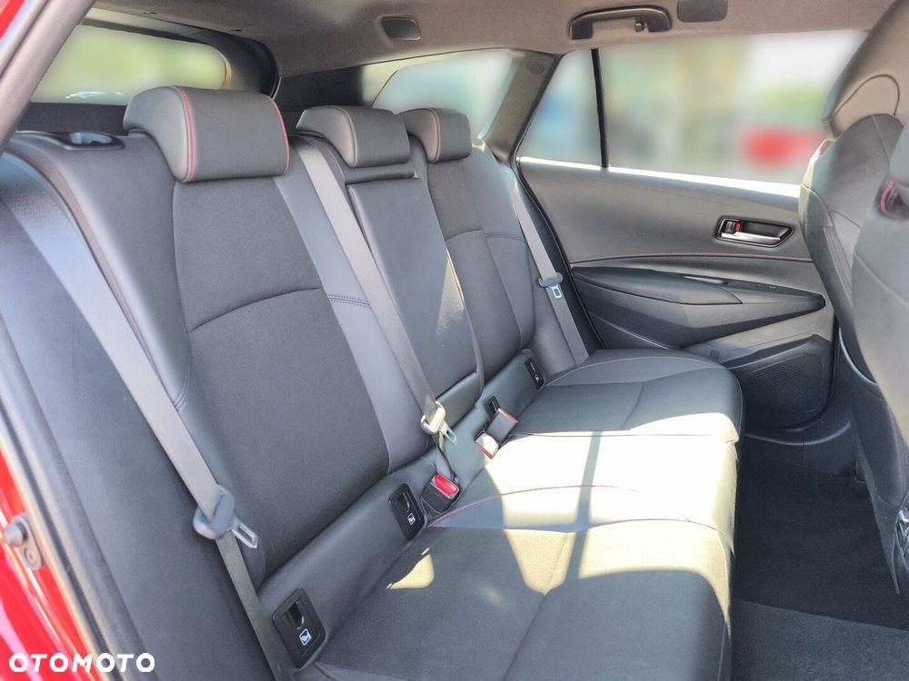 Toyota Corolla 2.0 Hybrid GR Sport Dynamic - 11