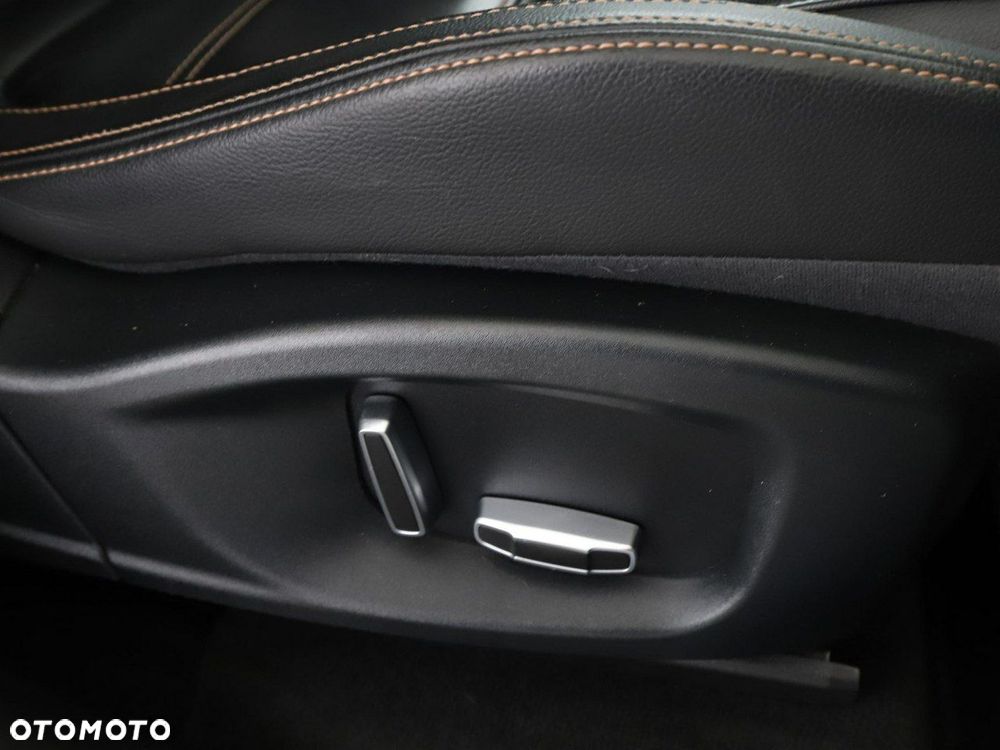 Jaguar F-Pace 20d AWD Prestige - 39