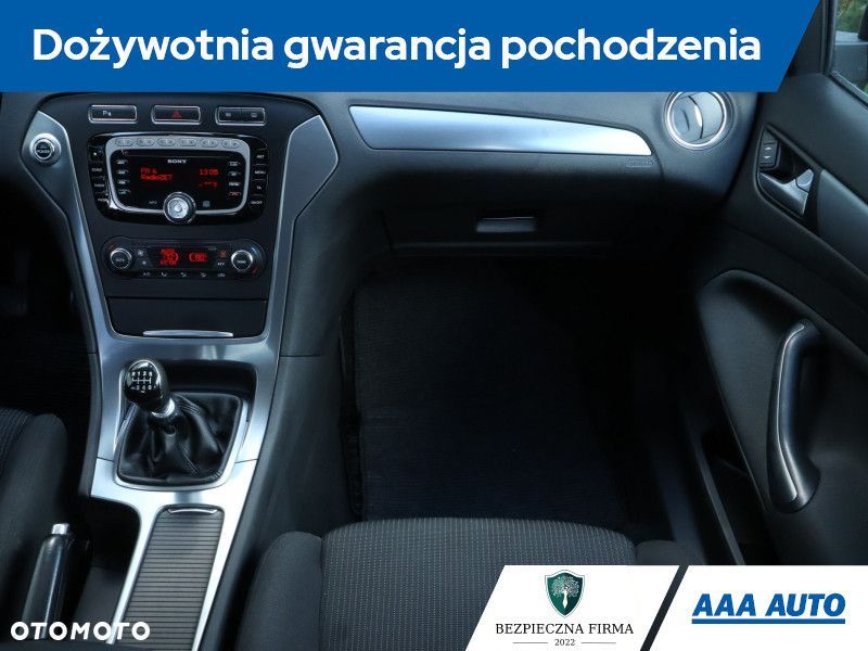 Ford Mondeo - 10