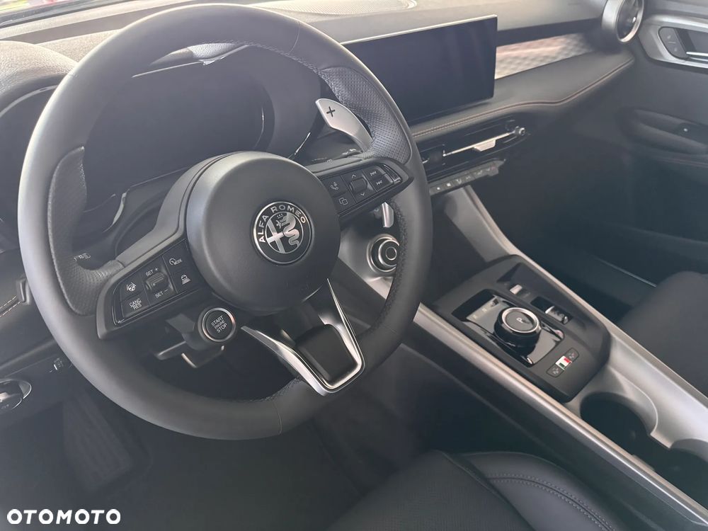 Alfa Romeo Tonale 1.5 T4 GSE mHEV Veloce DCT - 8