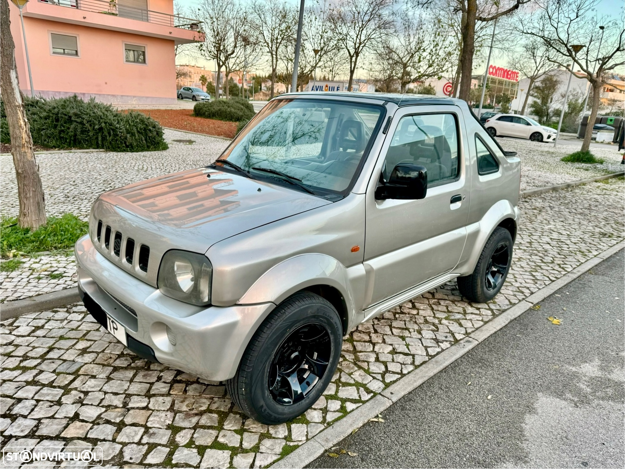 Suzuki Jimny - 15