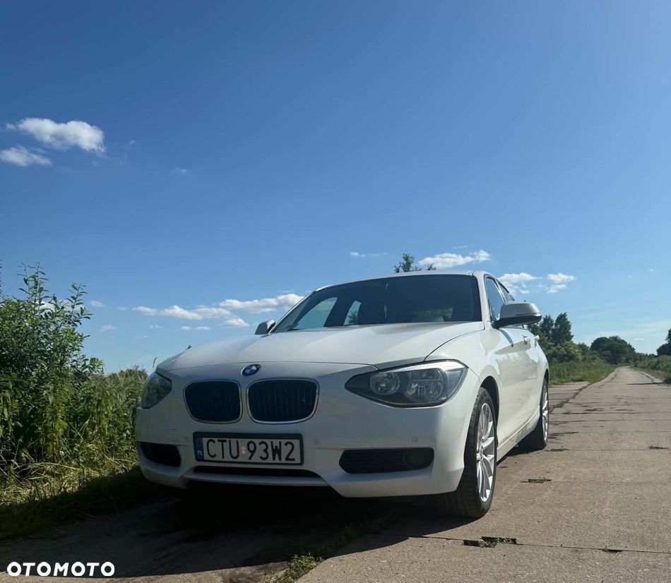 BMW Seria 1 116i - 8