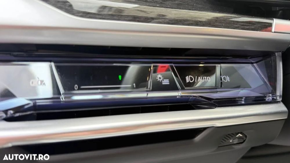 BMW M7 M760e xDrive AT PHEV - 14