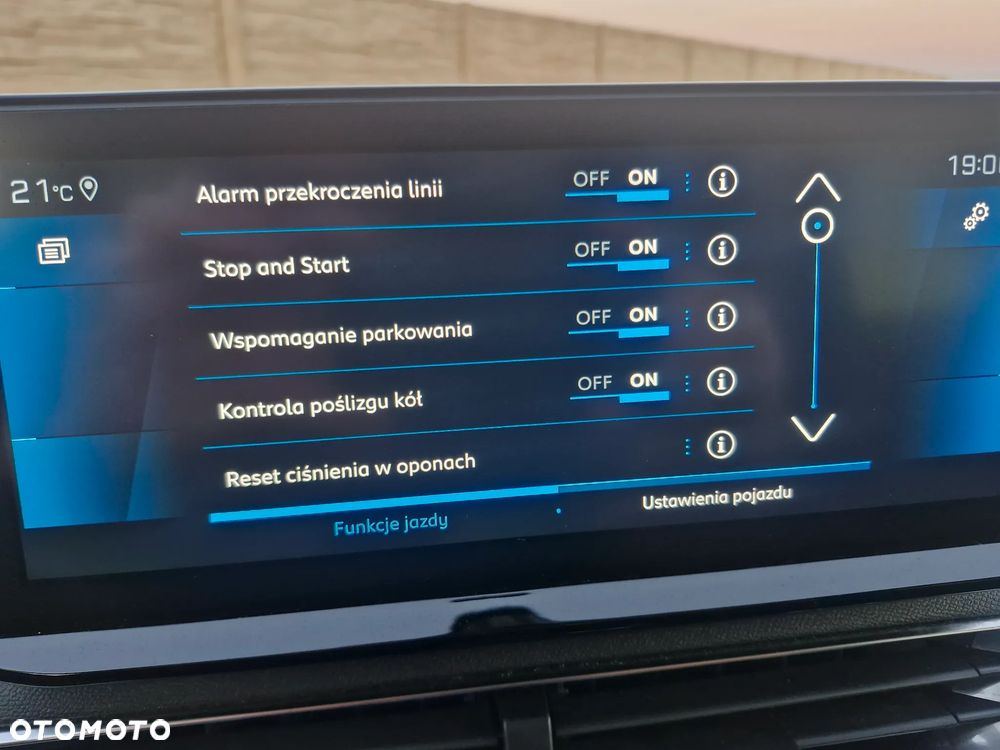 Peugeot 3008 1.2 PureTech Active S&S - 19