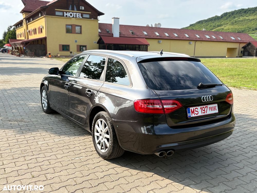 Audi A4 Limuzina - 4