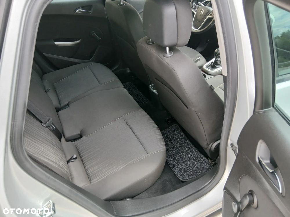 Opel Astra 2.0 CDTI DPF Cosmo - 20