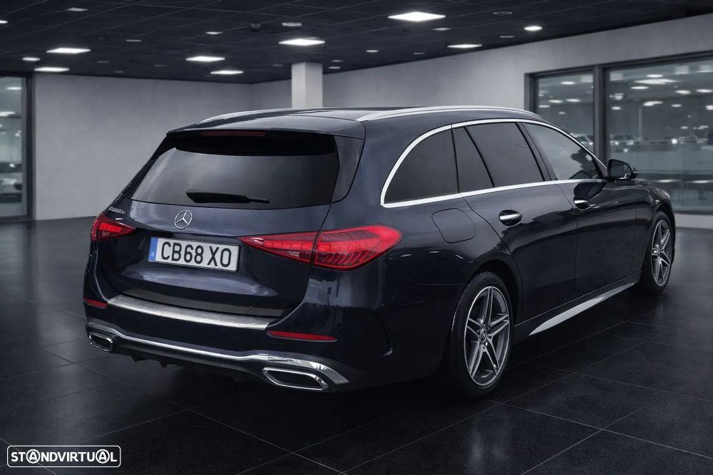 Mercedes-Benz C 300 de AMG Line - 4