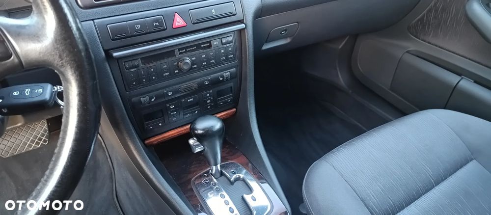 Audi A6 Limousine 4.2 quattro - 14