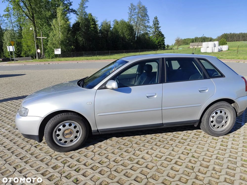 Audi A3 Sportback - 8