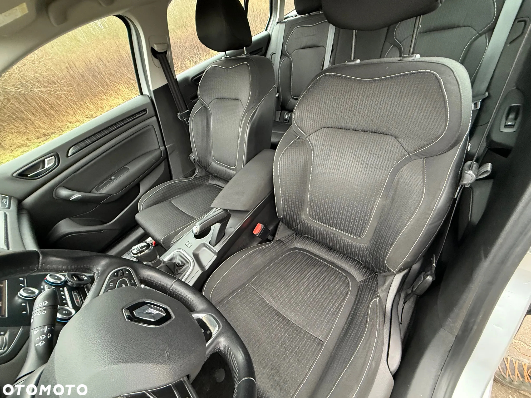 Renault Megane Grandtour ENERGY TCe 100 EXPERIENCE - 5