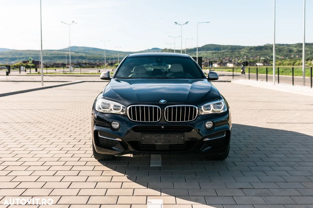 BMW X6 M M50d - 1