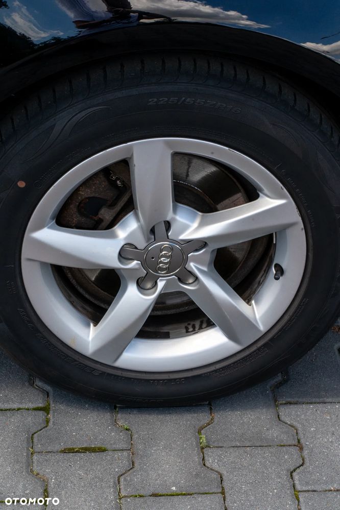 Audi A4 Avant - 10