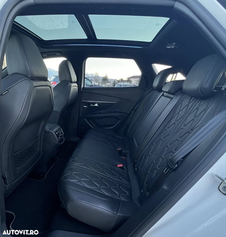 Peugeot 3008 1.2 PureTech 130 EAT8 GT - 15