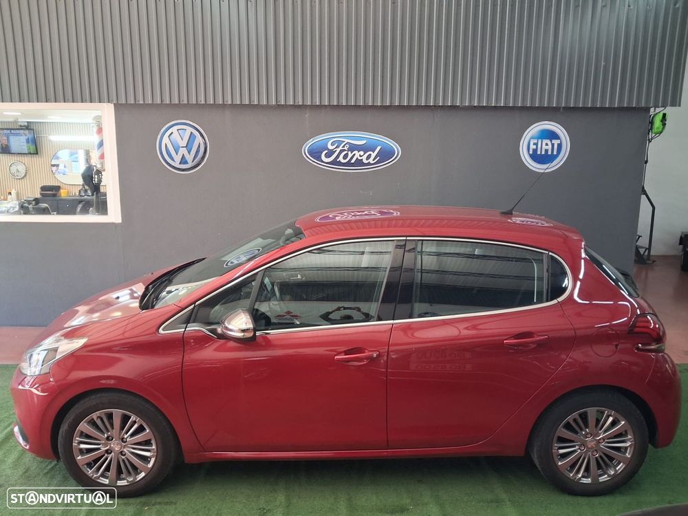 Peugeot 208 1.2 PureTech Style - 5