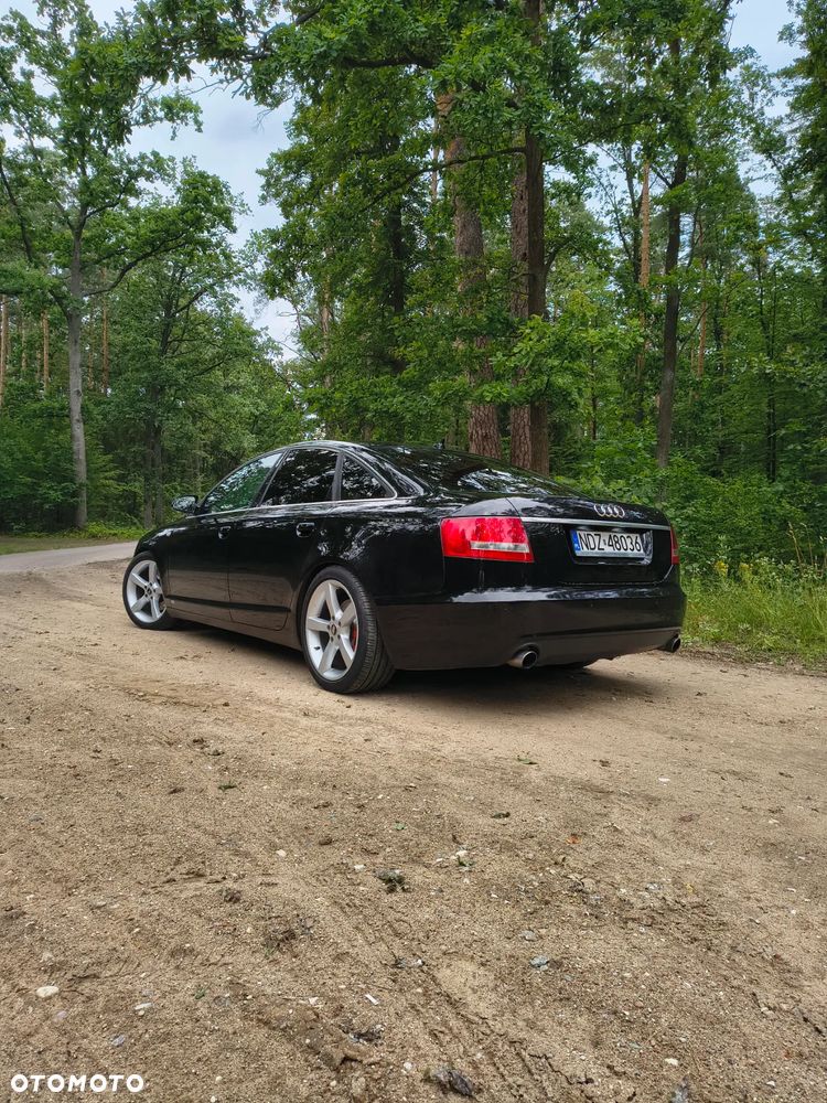 Audi A6 Limousine 2.4 - 3