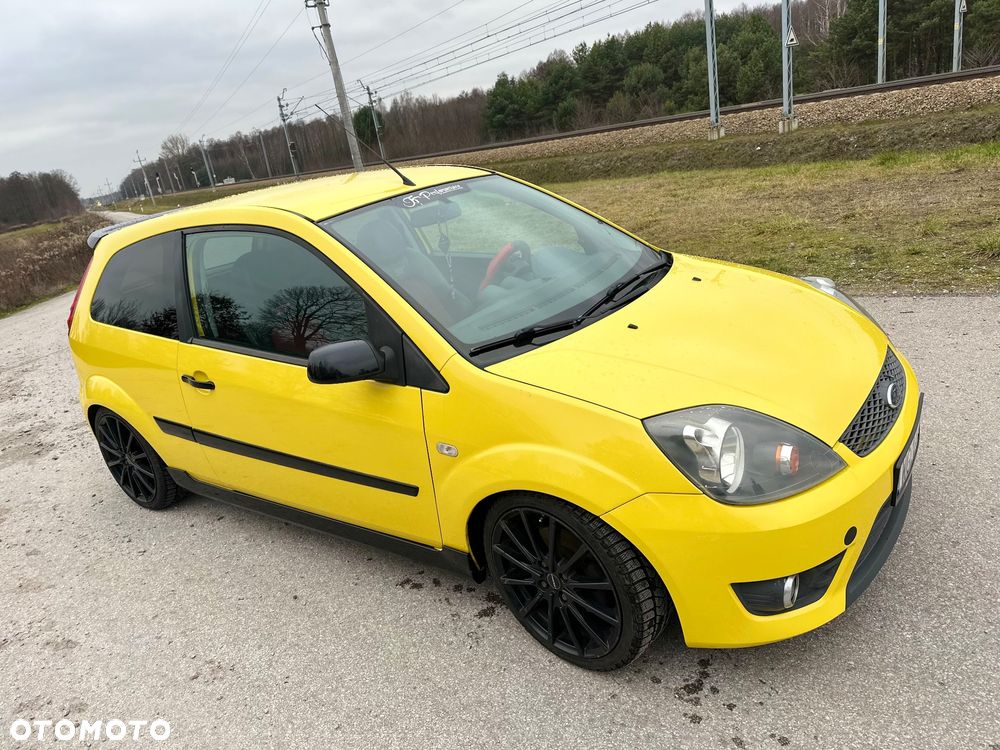 Ford Fiesta - 3
