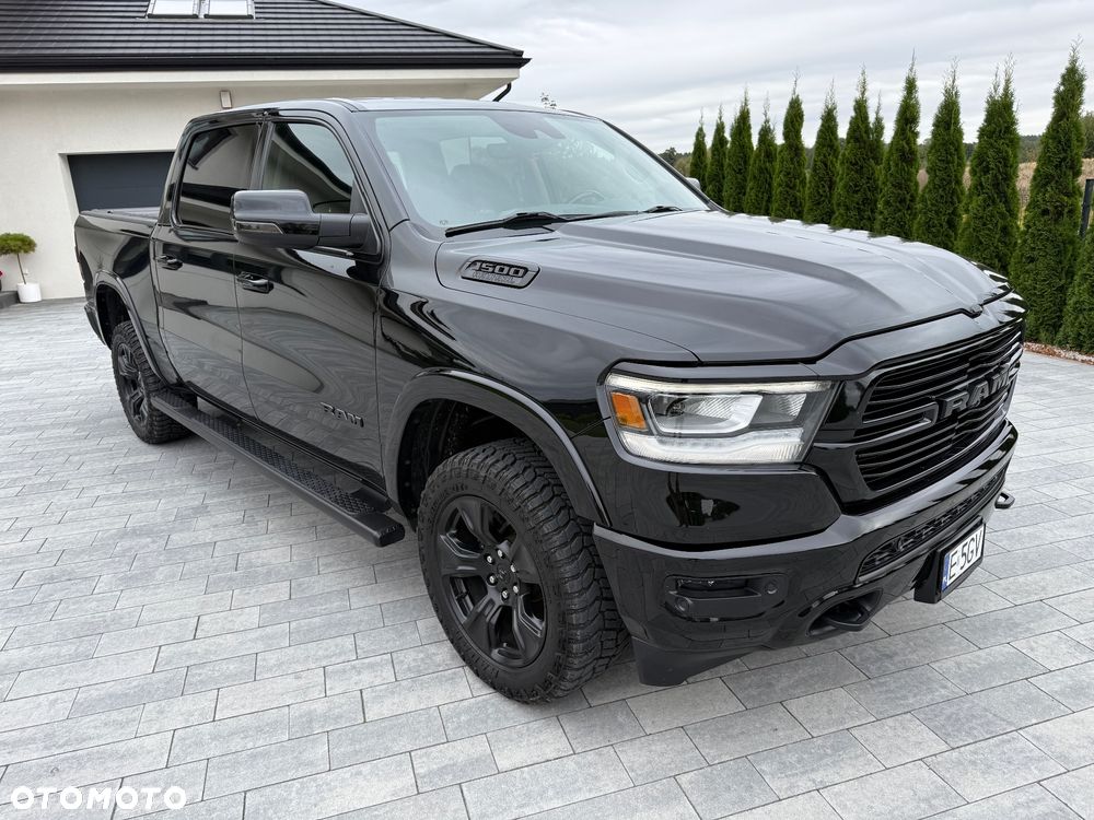 RAM 1500 Crew Cab Shortbed Laramie - 2