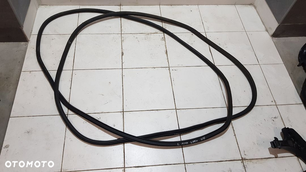 Uszczelka drzwi lewa prawa Opel Astra J IV 4 GTC