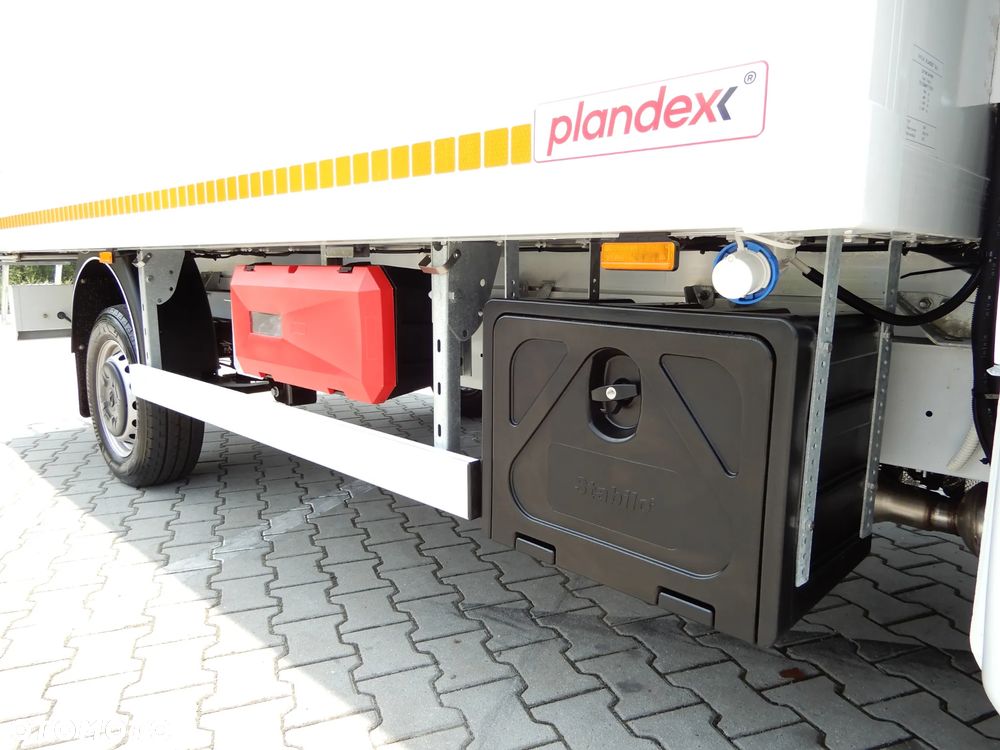 Renault Master 2.3 dCi 163 Km Chłodnia -20*C +30*C Funkcja Grzania Zasilanie V230 Izoterma 4.20 Cm 8 E.Palet Kabina Sypialniana WEBASTO Zawieszenie WZMACNIANE GWARANCJA FABRYCZNA - 24