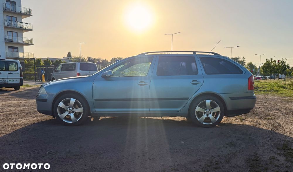 Skoda Octavia 2.0 FSI Elegance - 6