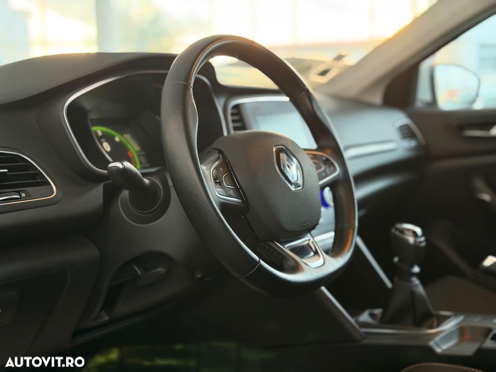 Renault Megane ENERGY dCi Zen - 25