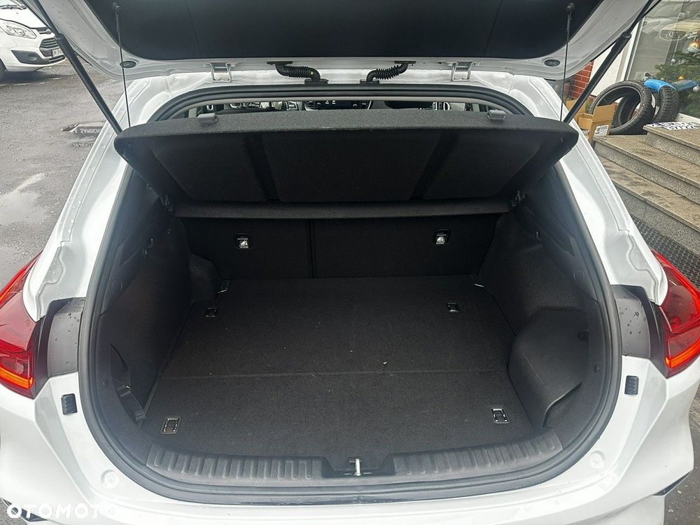 Kia XCeed - 20