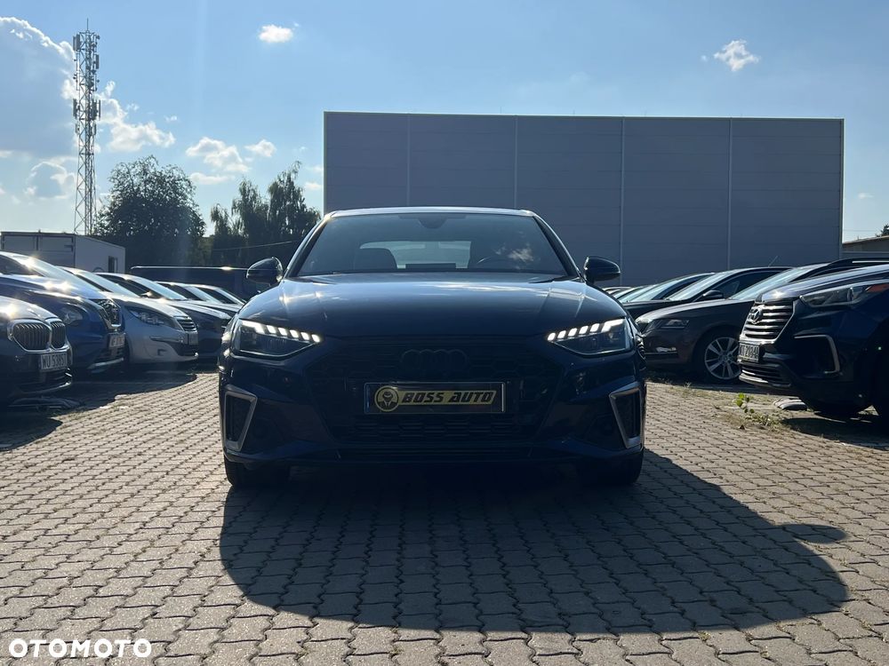 Audi A4 Limousine - 4